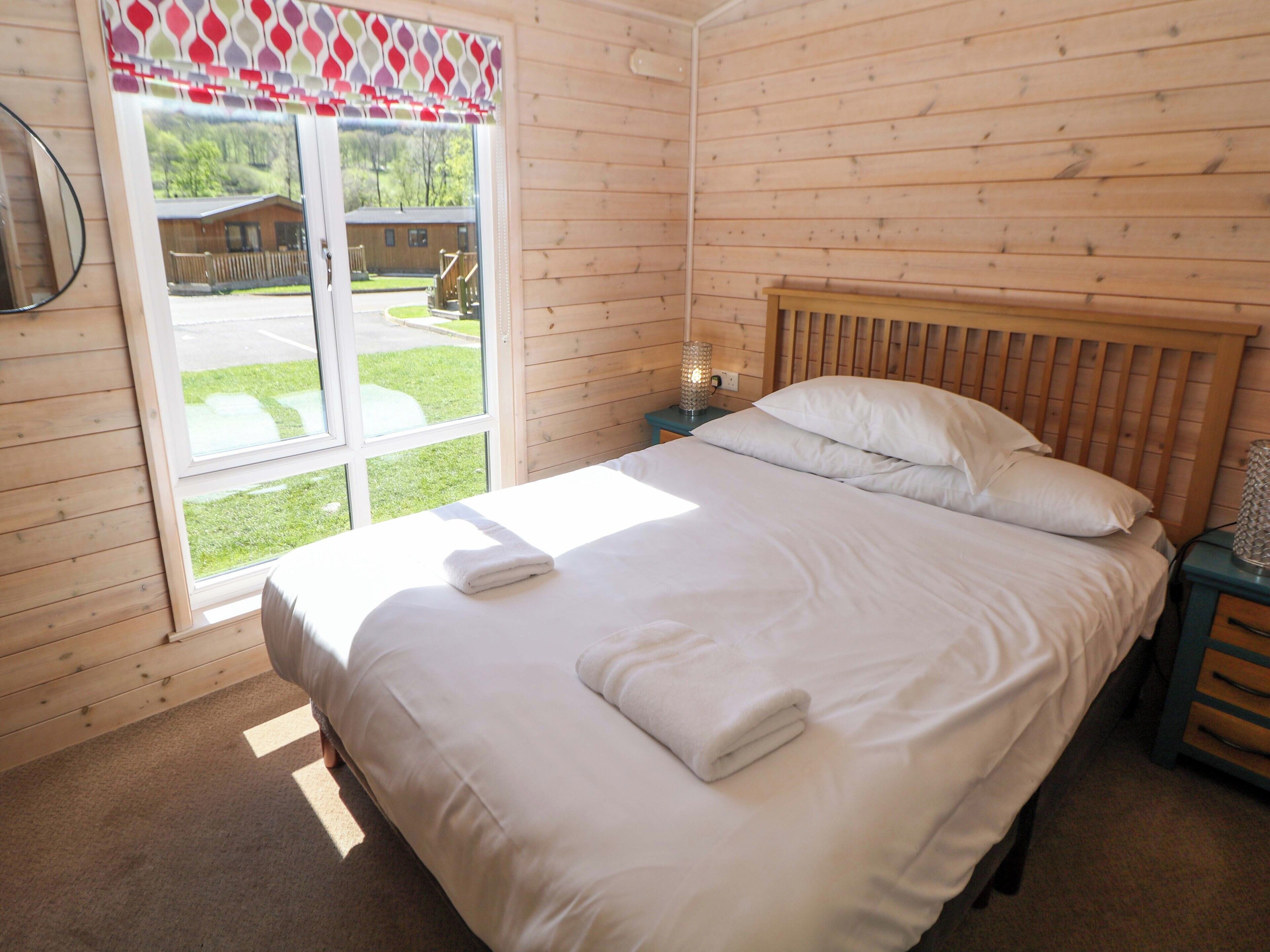 Cottage | 2 bedrooms, individually decorated, individually furnished, free WiFi