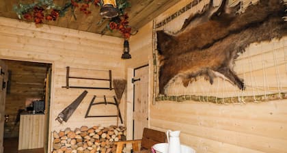 Apache Falls Lodge