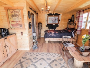1 bedroom, individually decorated, individually furnished, free WiFi - Whiskey Creek Cabin (Limavady)
