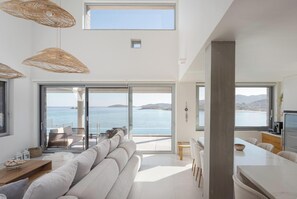 Interior - Luxurious Seafront Villa Karystos (Karystos)