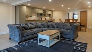 Ảnh chưa phân loại, 2 trong số 22 ảnh, nút