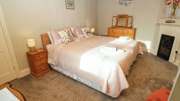2 bedrooms, individually decorated, individually furnished