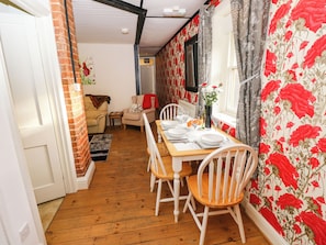 Dining - The Hayloft (Ventnor)