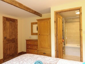 Cottage | 1 bedroom, individually decorated, individually furnished, free WiFi