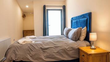 4 bedrooms, individually decorated, individually furnished, free WiFi