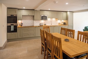 Fridge, dishwasher, electric kettle, toaster
