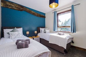 Decoración personalizada, muebles diferentes y wifi gratis