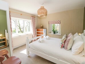 Cottage | 3 bedrooms, individually decorated, individually furnished, free WiFi - La Bastille (Clynderwen)