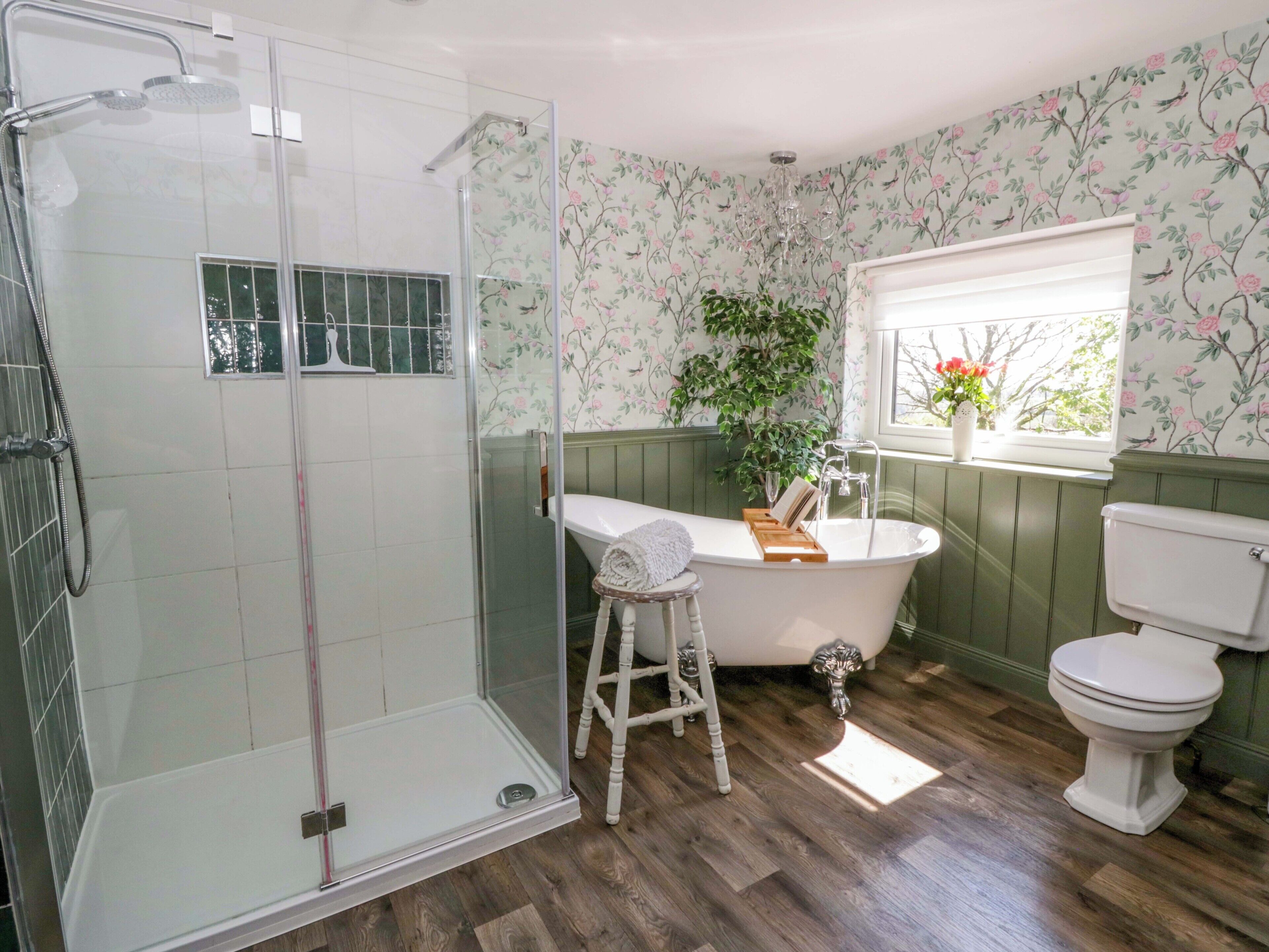 Cottage | Bathroom | Shower