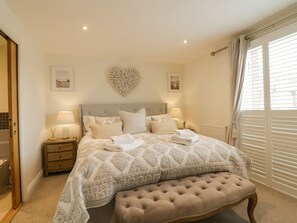 4 bedrooms, individually decorated, individually furnished, free WiFi - Sundowners (Reydon)