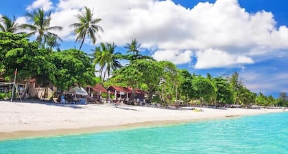 3 Tigers Resort & Hostel