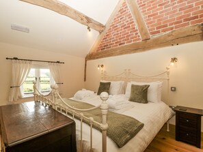 9 habitaciones, decoración personalizada y muebles diferentes