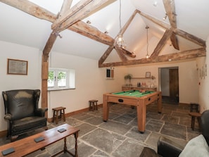 Cottage | Interior