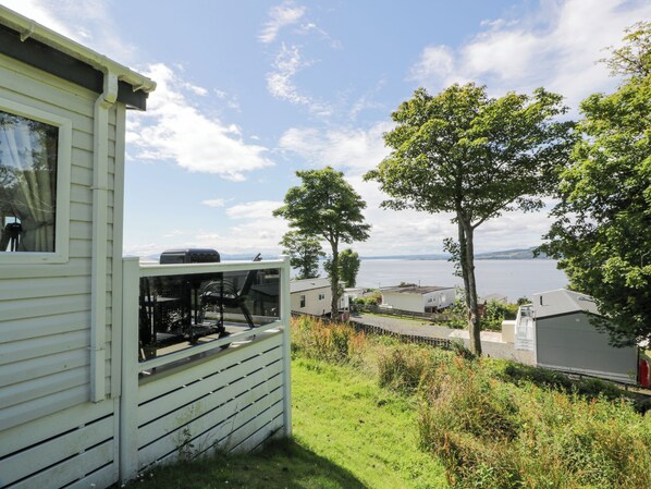 Terrace/patio - Olivia's Haven (Wemyss Bay)