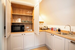 Fridge, dishwasher, electric kettle, toaster