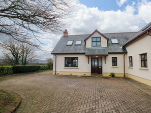 Exterior - Bryn Tawel (Crymych)