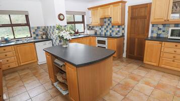 Fridge, dishwasher, electric kettle, toaster