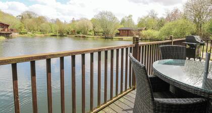 Woodpecker Lodge
