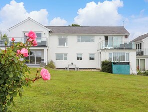 Exterior - Mor Glas (Pwllheli)