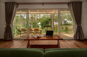 Family Suite Room Garden View | View from room