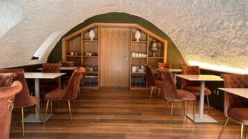 Petit déjeuner continental compris tous les jours