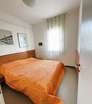 Appartamento, 1 camera da letto, patio, vista giardino | 2 camere