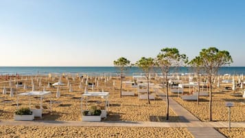 Appartamento, 1 camera da letto, patio, vista giardino | Spiaggia