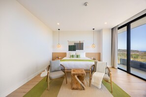 4 Schlafzimmer, Zimmersafe, Schreibtisch, kostenloses WLAN