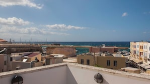 House, 3 Bedrooms, Balcony, Garden View | Exterior