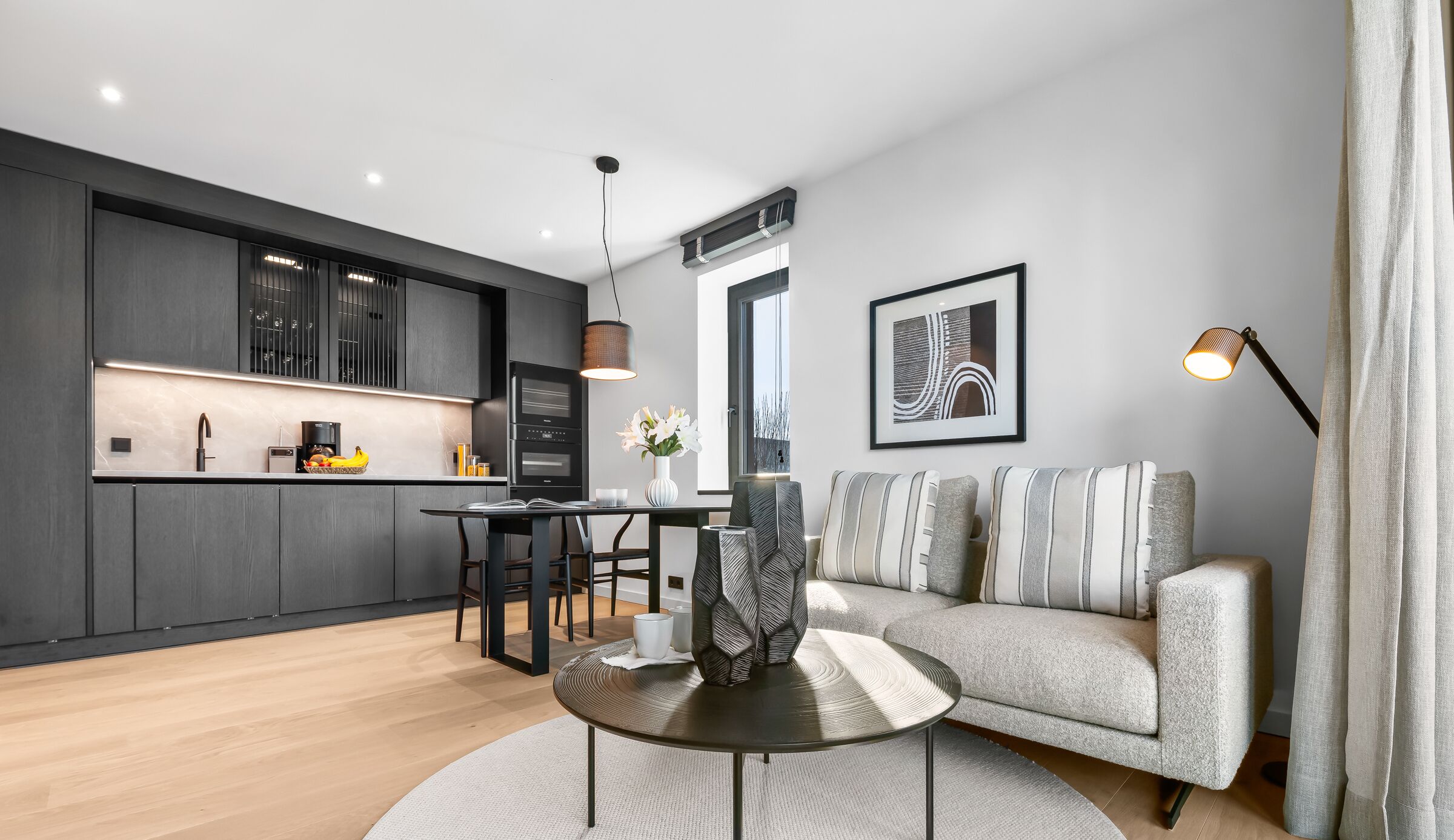 TV, fireplace, stereo