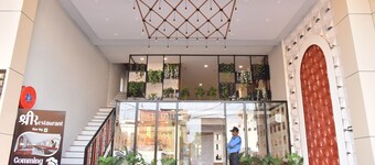 Hotel Soumya Sarovar 