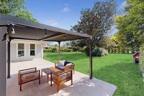 Terrace/patio - Cozy Home Near Ft. Jackson in Great Neighborhood (Columbia)