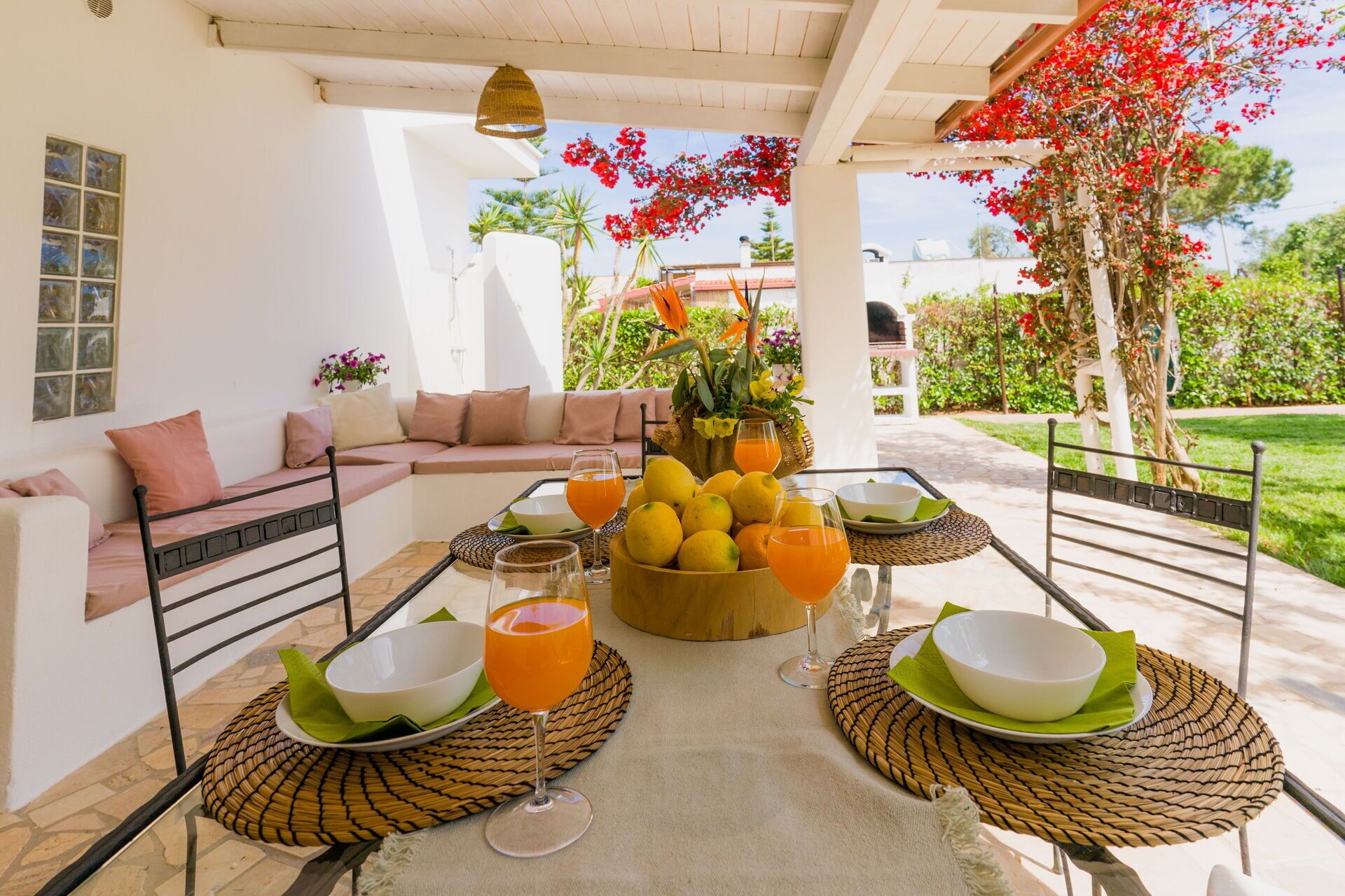 تناول الطعام بالخارج