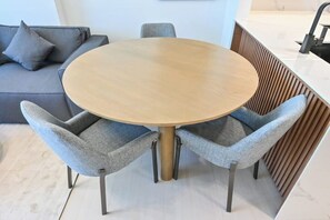 Dining - City View | Luxury | No Camels (Dubai)