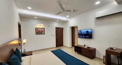 Red Bishop Tourist Complex