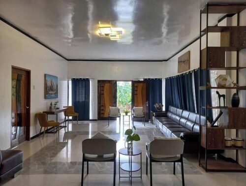 Ginena's panglossian house