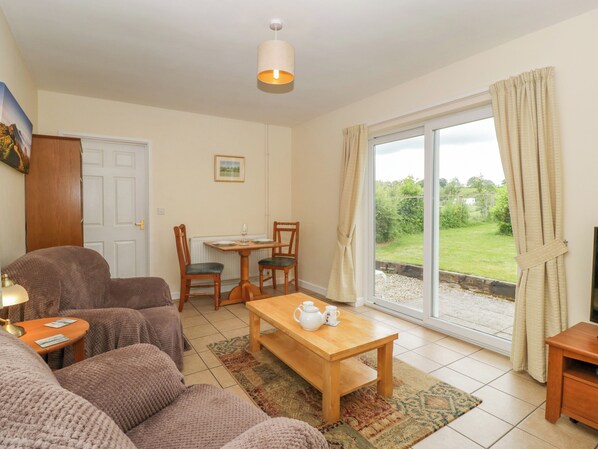 Living area - Wagtail (Malvern)