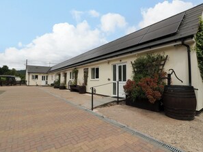 Exterior - Wagtail (Malvern)