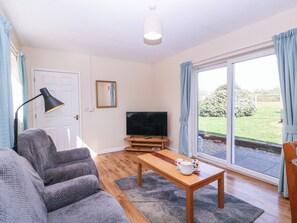 Cottage | Living area