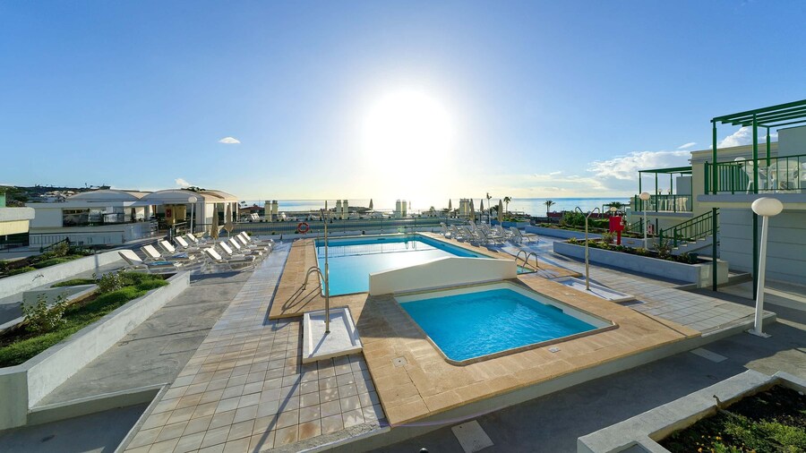 Salt Apartments Green Ocean