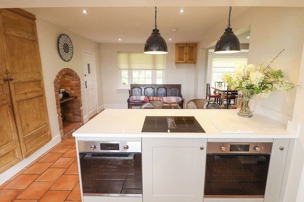 Fridge, dishwasher, electric kettle, toaster