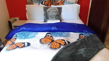 Economy Room | Iron/ironing board, free WiFi