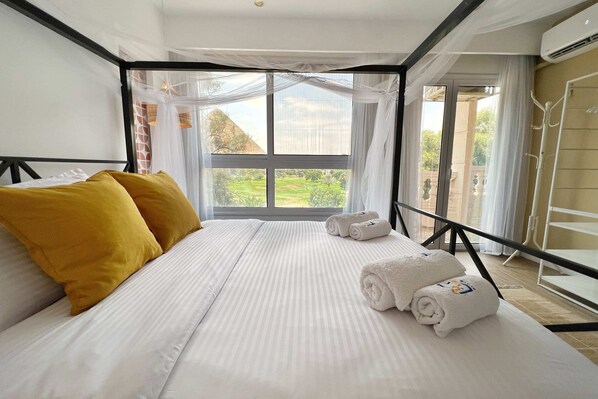 Basic Apartment | 2 bedrooms, iron/ironing board, bed sheets - Xuru Stays I Spellbinding 2 BDR Apt. At The Giza Pyramid's Doorstep (Giza)