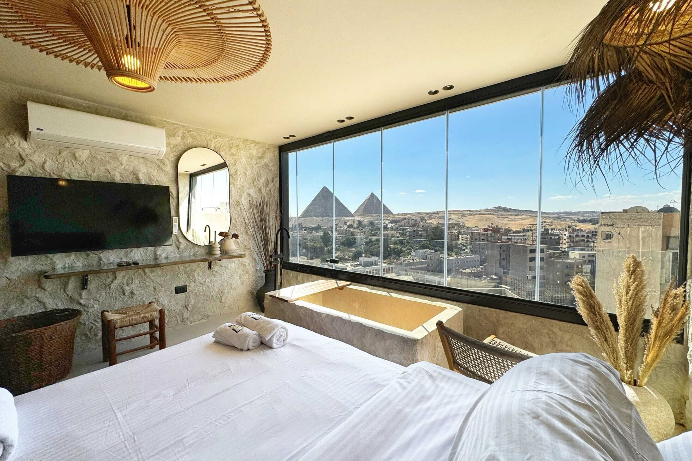 Basic Apartment | 5 bedrooms, iron/ironing board, bed sheets