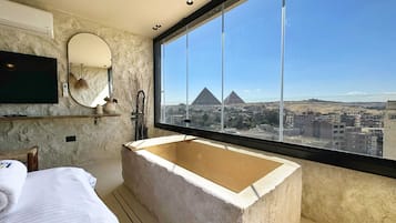 Apartamento básico | 5 quartos, ferros/tábuas de passar roupa, roupa de cama