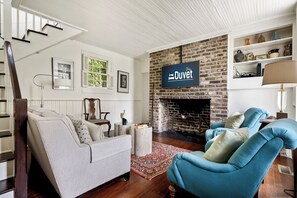 TV - Historic CHS! | The Kitchen House at 68 Broad (Charleston)