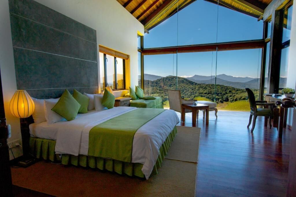 Superior Suite, Mountain View | Desk, soundproofing, iron/ironing board, free WiFi