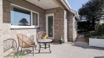 Cottage | Terrace/patio