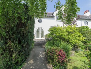 Exterior - Bron Y Graig (Conwy)