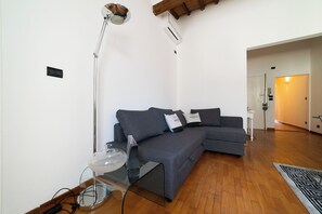 Smart TV - One step away from the dome (Firenze)